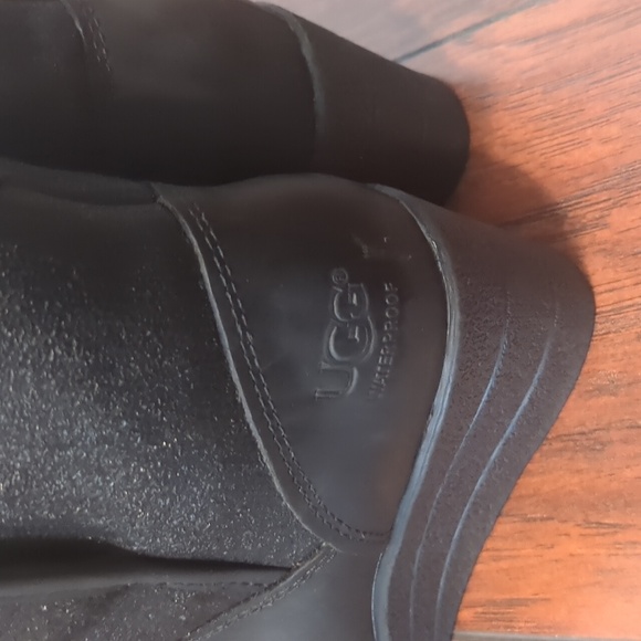 UGG Australia Renatta Wedge Bootie - Picture 7 of 10